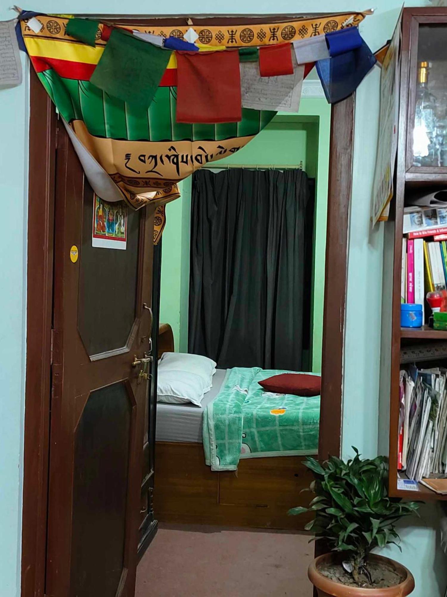 Monkey Temple Homestay กาฐมาณฑุ ภายนอก รูปภาพ